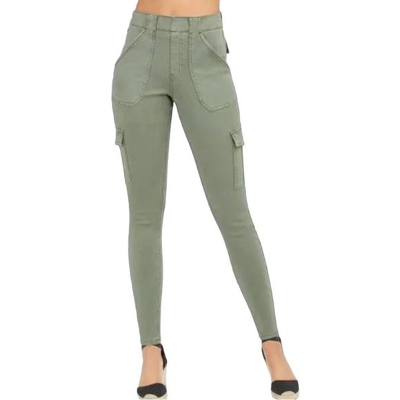 SPANX Stretch Twill Ankle Cargo Pant in Soft Sage M - Picture 4 of 14